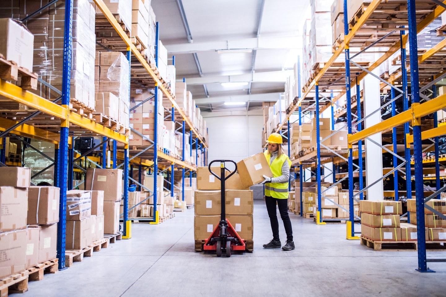 Logistik-Personal von Kingserviceteam im Einsatz